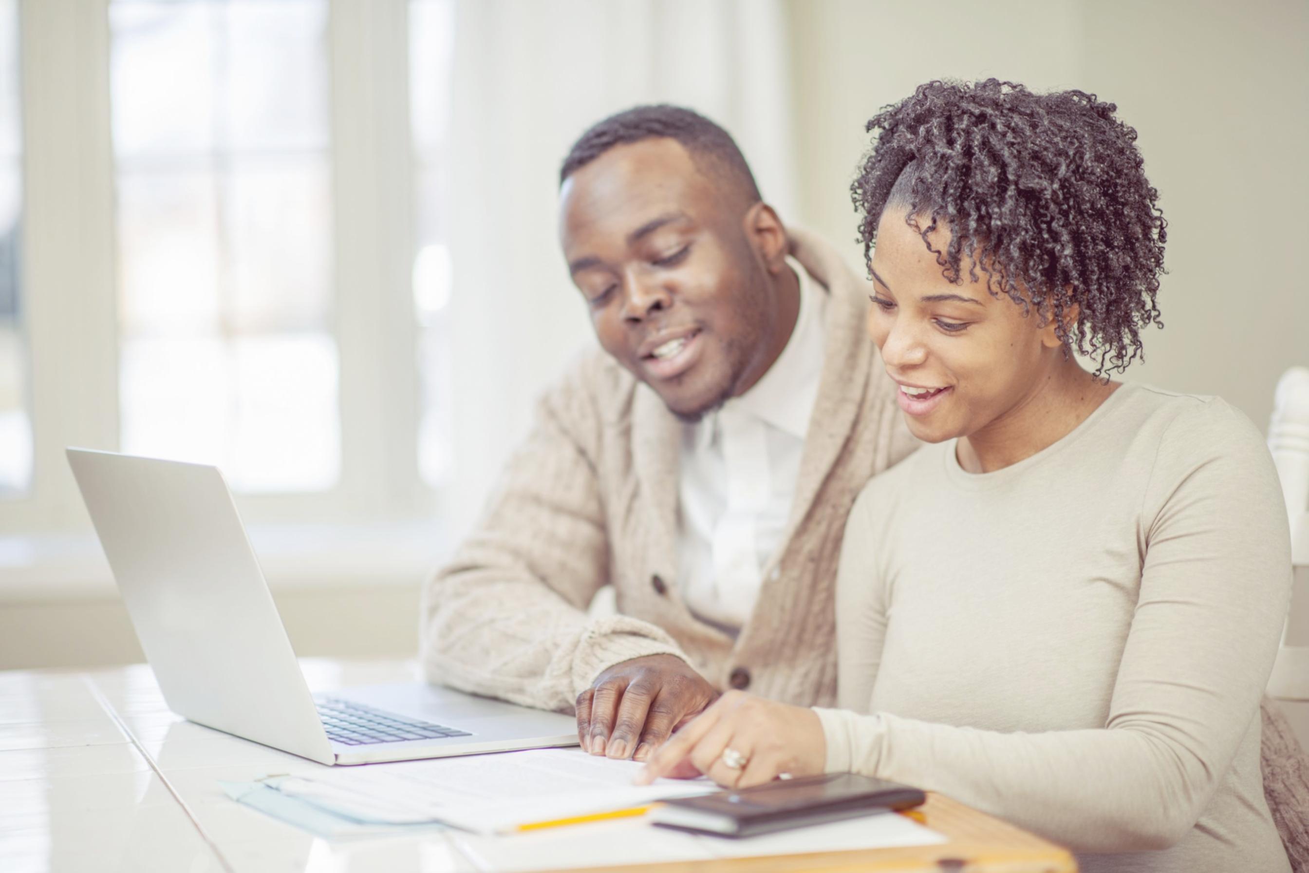 Sistema de control de inventario con alertas automáticas